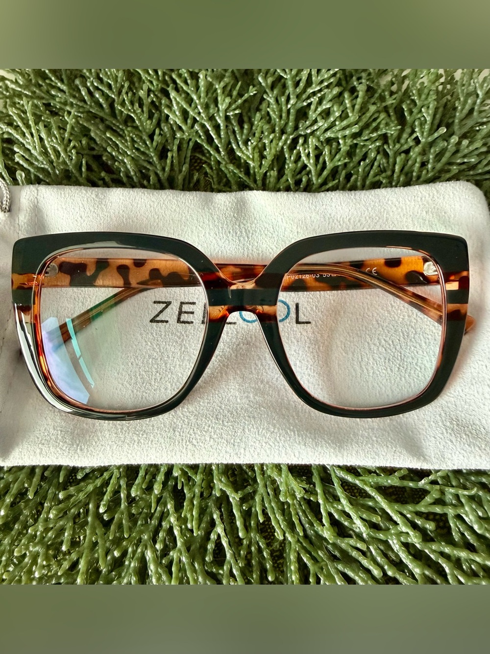 *RARE* Dark Green Tortoise Readers (+1.75)- Zeelool Brenda